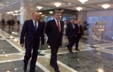 Назарбаев выступает за прямой диалог между Порошенко и Путиным