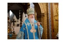 Патриарх Кирилл: Не нужно никаких революций, нужно совершить самую главную революцию - внутри самого себя