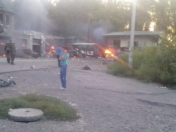 Наслідки обстрілу в Куйбишевському районі Наслідки обстрілу в Куйбишевському районі