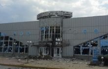 Луганский аэропорт полностью разрушен - губернатор