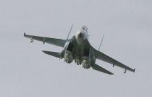 Россия продолжает вести воздушную разведку над Черным морем и вблизи острова Змеиный