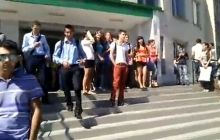 Крымские студенты спели гимн "спикеру" Константинову