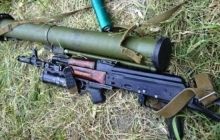 В Днепропетровске задержан джип с арсеналом оружия (фото)