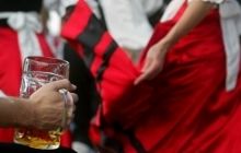 В Мюнхене начался праздник пива Октоберфест