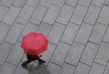 Дощі не припиняються: де сьогодні знадобиться парасолька (карта)