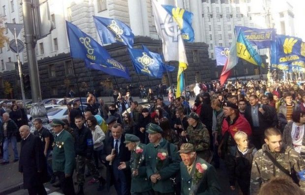 В первых рядах марша идут воины УПА / @vo_svoboda
