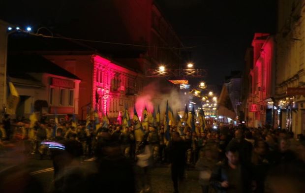 Участники прошлись по центру города / фото StudMedia Kharkov Участники прошлись по центру города / фото StudMedia Kharkov