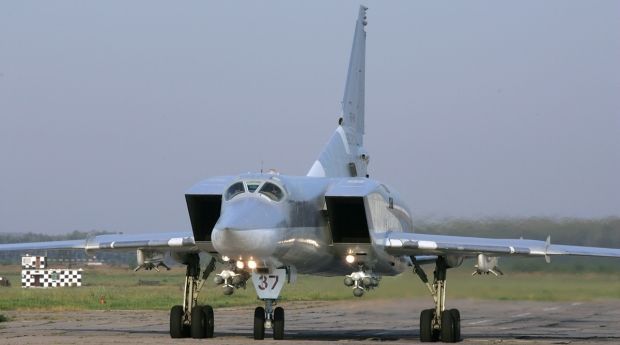 Украинский дрон уничтожил два Ту-22М3 / airforce.ru