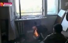 Российские СМИ показали, как боевики из жилых домов в Донецке обстреливают аэропорт (видео)