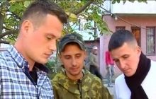 Невідомі зрадники злили сайтам бойовиків секретні списки українських десантників (відео)
