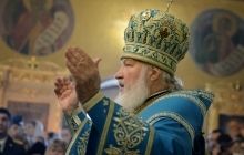 Мы должны помнить, что Покров простирается над нами в ответ на нашу молитву и веру - Патриарх Кирилл