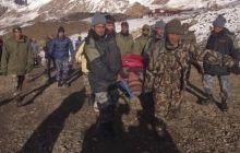 Кількість жертв снігової бурі в Непалі досягла 30