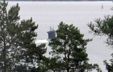 ЗМІ опублікували фото іноземного підводного човна у водах Швеції