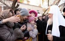 Бути сьогодні священнослужителем - це намагатися штурмувати найважчі висоти - Патріарх Кирил