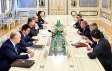 President meets with senior U.S. senator
