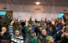 У мережі з'явилося відео, як "суд" бойовика Мозгового виносить смертний вирок