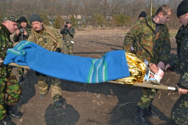 За сутки в зоне АТО получили ранения 2 украинских военных / Фото: УНИАН