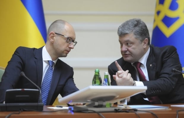 Политиками года украинцы назвали Порошенко и Яценюка / УНИАН