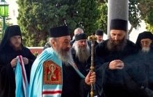 Предстоятель УПЦ (МП) на Афоні у день свого 70-річчя молиться про мир в Україні