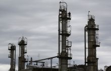 Russian oil exports drop more than 5%