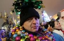 У Києві головну новорічну ялинку прикрашатиме символ миру - близько 2 тисяч білих голубів