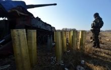 Украинские артиллеристы отбивают атаки боевиков на передовой (фоторепортаж)