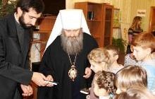 Наместник Киево-Печерской лавры посетил детей из «Отчего дома»