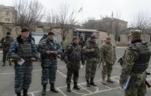 К охране общественного порядка Мариуполя привлечены совместные патрули военных и активистов