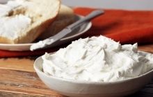 Russia bans imports of Ukrainian cheese-based products