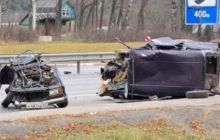 Автомобіль посла Білорусі в Росії потрапив в аварію, загинули дві жінки (фото)