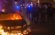 Убивший подростка полицейский уйдет из полиции Фергюсона