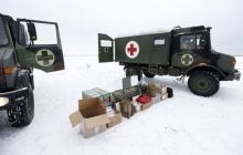 Армія отримала два перші в Україні медичні позашляховики Mercedes-Benz Unimog