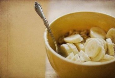 Названо продукти, які допоможуть краще виспатися вночі