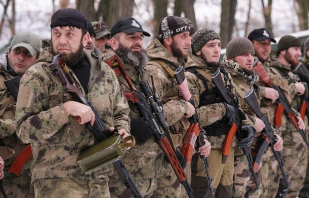 "Кадыровец" признался, что их отправили в Украину присматривать за оккупантами / REUTERS