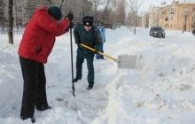 Рекордна заметіль у Хабаровську переповнила снігом всі полігони