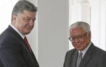 Порошенко в Сингапуре обсуждал военно-техническое сотрудничество (фото)