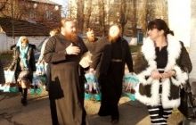 Братия Киево-Печерской лавры посетила престарелых людей на Закарпатье
