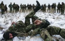 У мережі з'явилися фото та відео чеченських найманців під час тренувань на Донбасі