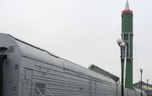 В РФ заявили о планах возобновить выпуск "ракетных поездов"