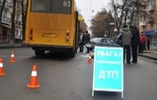 В Сумах маршрутка проехала на красный свет и насмерть сбила пенсионерку