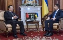 Китай готов предоставить Украине помощь под эгидой ООН