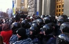 В Харькове активисты пикетируют горсовет (фото)