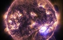 На Солнце произошли три вспышки среднего класса