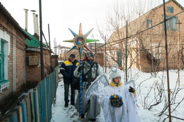 У Запоріжжі біля 700-річного дуба відсвяткували 'Козацьке Різдво (фоторепортаж)
