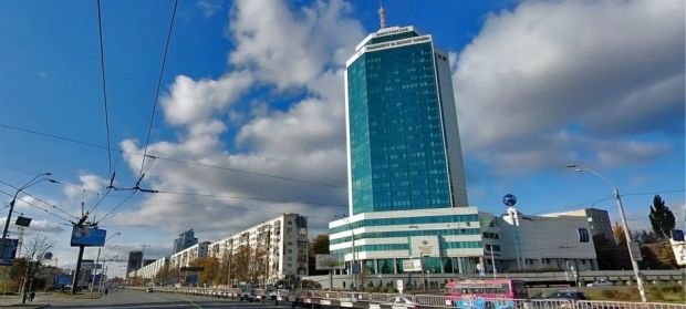 У будівлі Мінтрансу 10 ліфтів / ndi-inbud.com.ua У будівлі Мінтрансу 10 ліфтів / ndi-inbud.com.ua