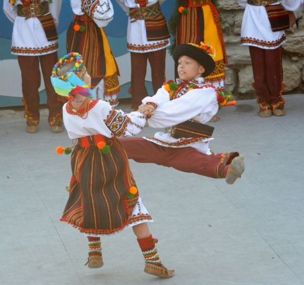 В Києві 24 січня батьки та діти складуть рекордний Герб і прапор України з кубиків В Києві 24 січня батьки та діти складуть рекордний Герб і прапор України з кубиків