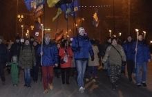 У Сумах відзначення дня народження Бандери закінчилося палінням шин біля будівлі міліції