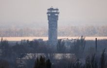 Fighting rages at Donetsk airport, air traffic control tower destroyed