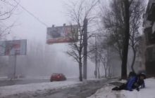 В сети появилось видео утреннего обстрела в Донецке