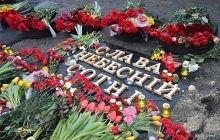 Порошенко: В пам`ять перших героїв Небесної сотні ми маємо берегти нашу державу